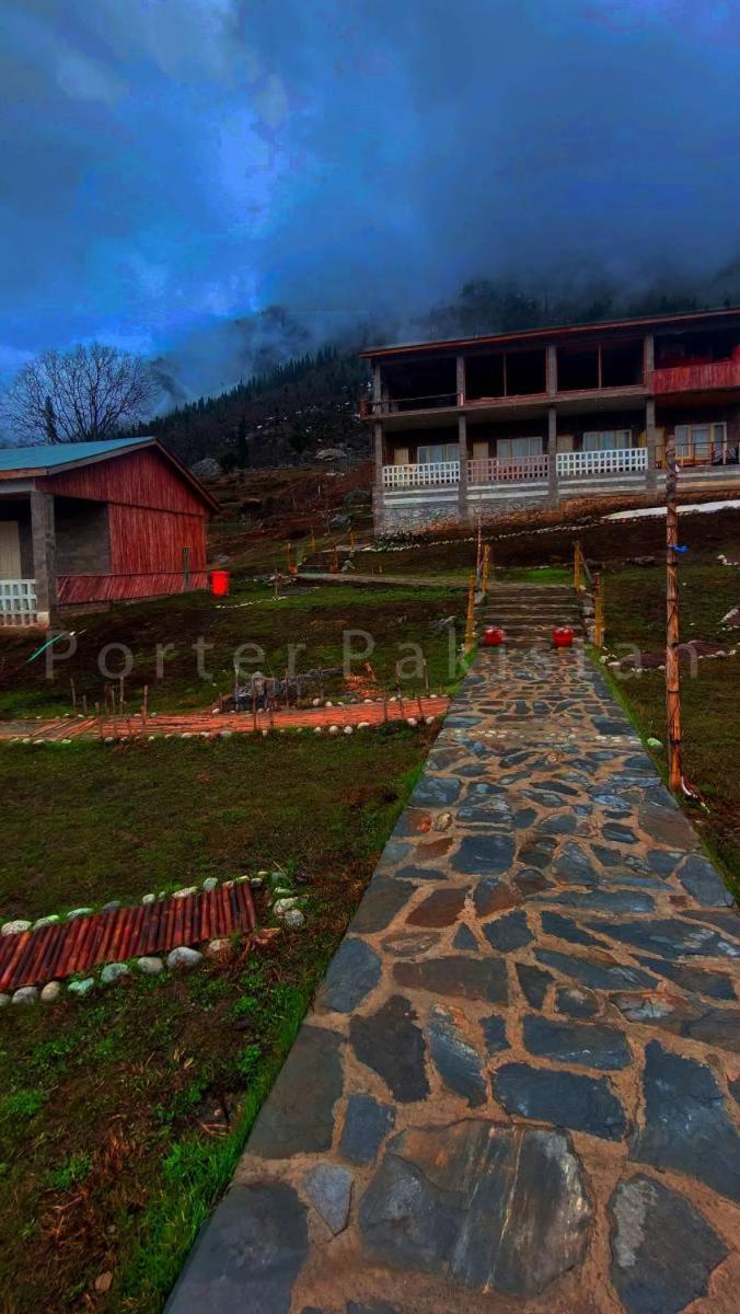 Khana Badosh Resort Kalam Buitenkant foto